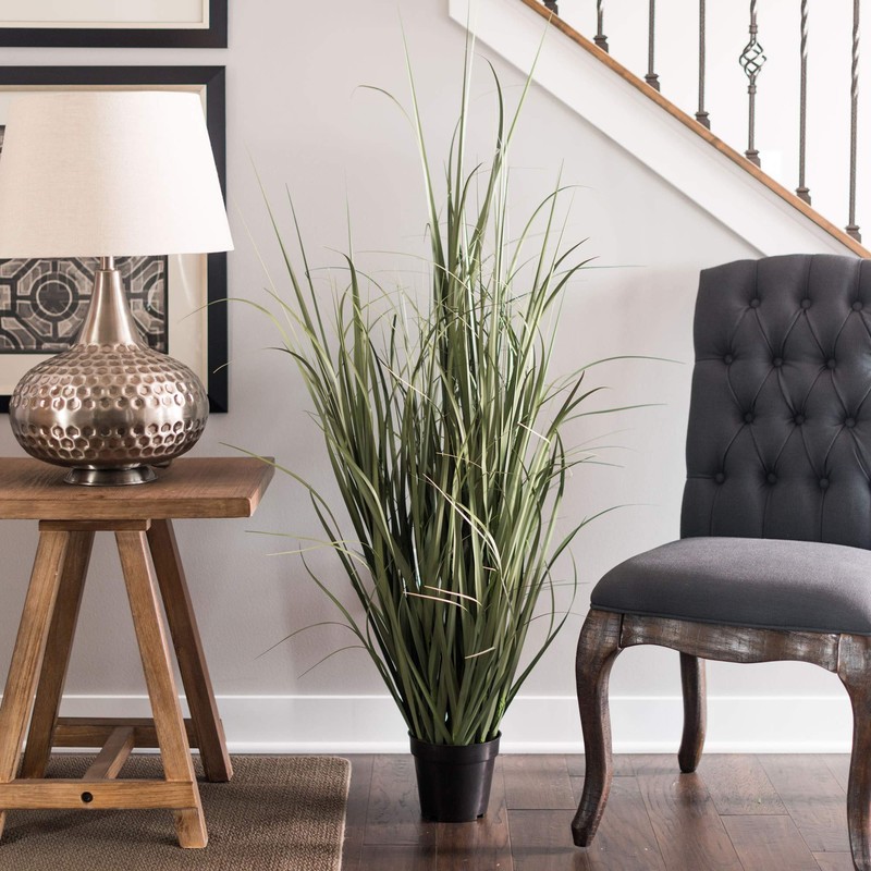 Vickerman TN170148 Everyday Grass Plant