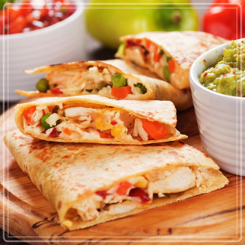 Taco Tuesday Deluxe 8-Inch 6-Wedge Electric Quesadilla Maker with Extra