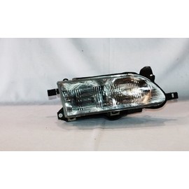 1993-1997 TOYOTA COROLLA SEDAN / WAGON RIGHT HAND REPLACEMENT HEAD LIGHT TYC 20-1744-00