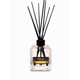 Trinity Candle Factory - Almond Bark - Reed Diffuser Oil - Kit - 6 oz.