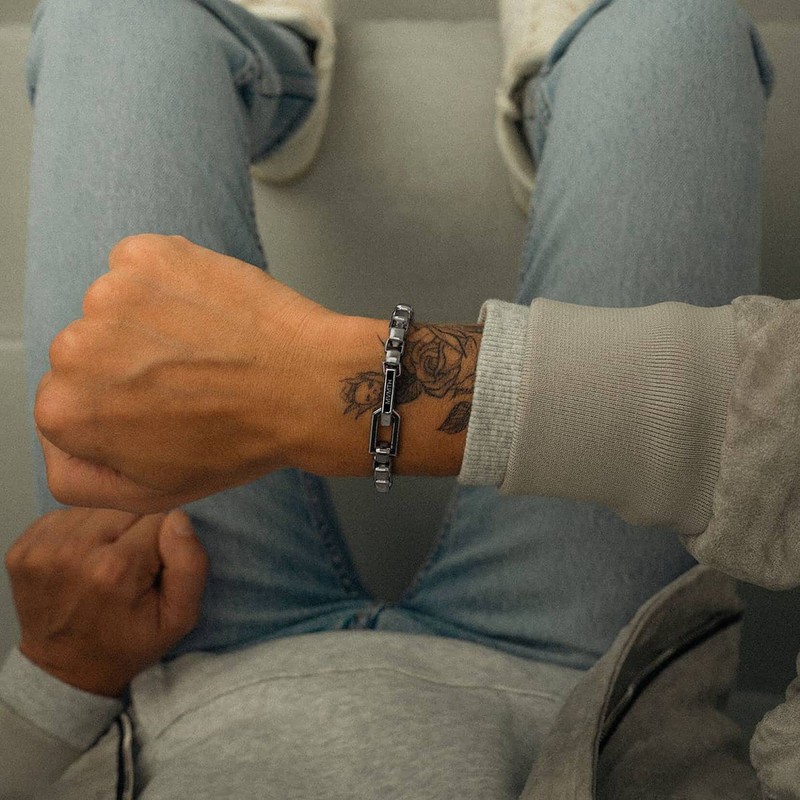 MVMT Men's Stainless Steel Box Chain Latch Bracelet