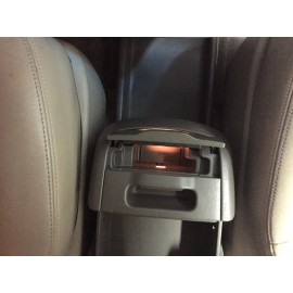 Lexus RX300 Removal / Repair Instructions - Center Console/Tray and Ashtray Bulb