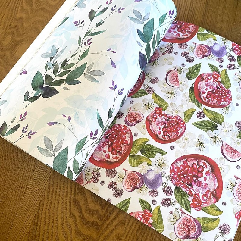 Daphne's Diary Scrapbook I | 50 Pages with 100 Beautiful