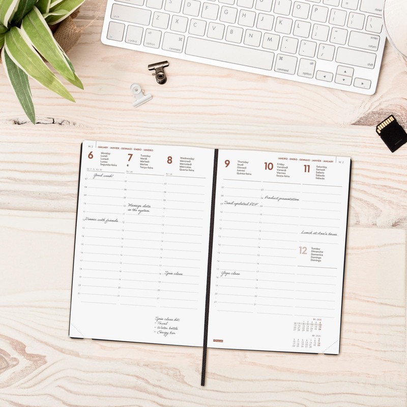Finocam – Dynamic Mara 2025 Diary Vertical Week View January