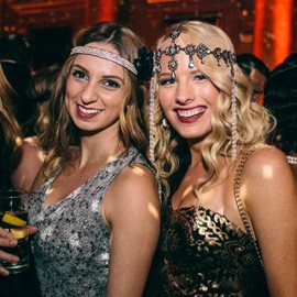 Crown Guide - Juego de diadema y aretes de vidrio para novia, diadema para novia, tiara de diamantes de imitación, accesorios para el cabello, Una talla, Metal Acero aleado, Diamantes de imitación