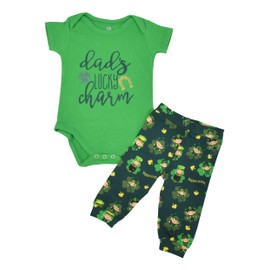 Unique Baby Boys 1st St Patricks Day Dads Lucky Charm Layette Set (18 Months)