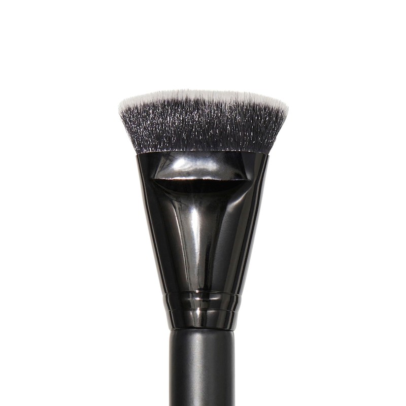 e.l.f. Contouring Brush, Vegan Makeup Tool, For Deep & Sharp