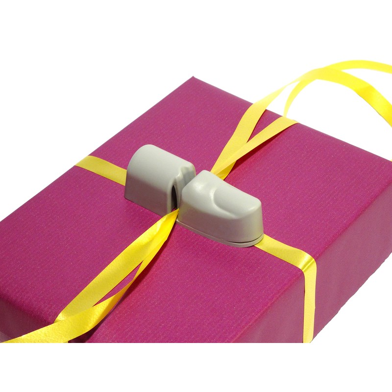 Wrapping thumb - wrapping gifts and tying knots made easy!