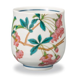 Kutani Yakiwataya "Beautiful Four Seasons Boasting Japan" Teacup Flower Haitang (April) AP7-5137