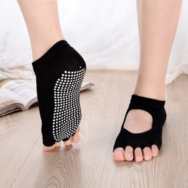 4 Pairs Women Low Rise Non Slip Yoga Toeless Socks (Black 4 Pairs)