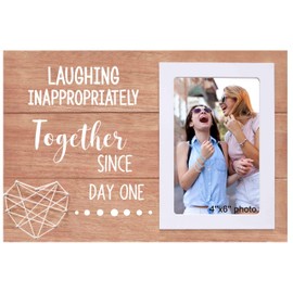NZY Tourist Memorial Wooden Picture Frame Photo Frame,Birthday Christmas Gift for Sister Best Friends Bestie,Fits 6"x 4" Photo,Travel Holiday Memorial,Laughing Inappropriately