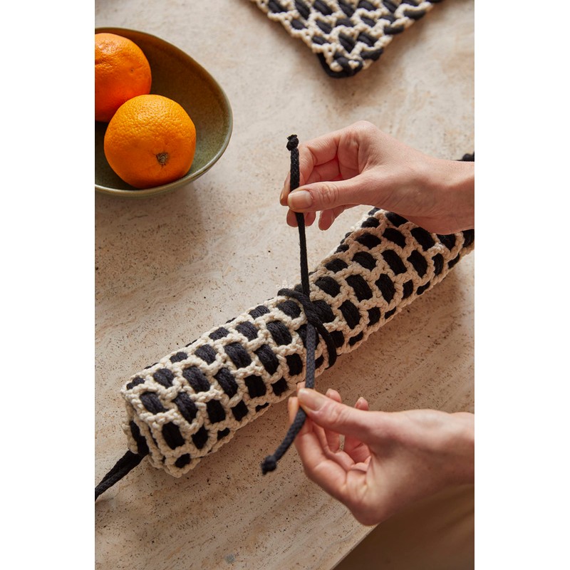 Monochrome Placemats Crochet Kit