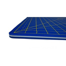 Airbrush City GmbH HobbyCut Cutting Mat A4 Self-Healing 21 x 30 cm Cutting Mat 210 x 300 cm