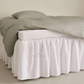 Falda de cama con volantes con esquinas divididas, caída de 15 pulgadas, falda de cama 100% microfibra con plataforma de cobertura de tres caras con volantes para camas queen, color blanco