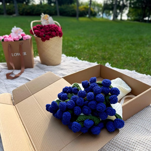 Blue Rose Blanket Floral Throw 3D Handmade DIY Crochet Bouquet