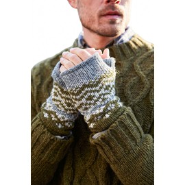 Pachamama Men Wool Hand Wrist Warmers Fleece Lined Handknitted Fairisle One-Size Handmade Thumbhole Thermal Extra Warm Fair Trade (Moss, One Size)