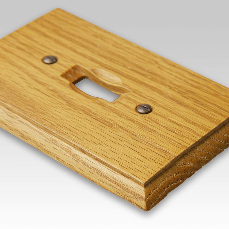 Amerelle Traditional Double Toggle Wood Wallplate in Light Oak