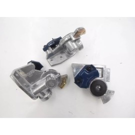 Phillips 3 Pack Phillips 12-136 Emergency Glad Hand Blue 38 Degree Trailer Mount