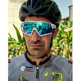 X-TIGER Cycling Glasses, UV400 with 5 Interchangeable Lenses, Men's Women's Sports Glasses, Strong TR90 Frame, Outdoor Sports, Cycling, Running, Driving, Fishing, Golf