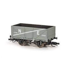 Peco - TT:120 Gauge - 7 Plank Open Wagon - NE Livery (TTR-7001E)