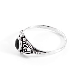 WINDALF Melina Narrow Medieval Ring 8 mm Onyx Bohemia Vintage Friendship Ring Elf Ring 925 Sterling Silver, Fabric, Onyx