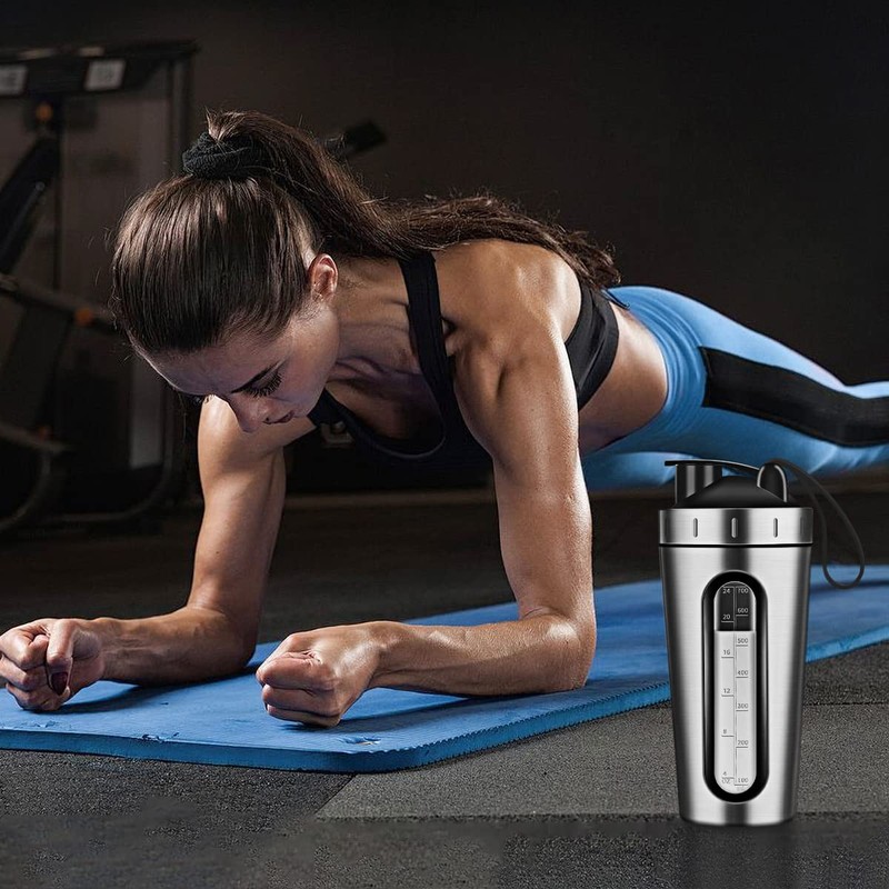Jeedoo Protein Shaker Bottle, 28oz Shaker Bottles for Protein Mixes