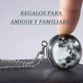 Collar De Luna Llena Brillante Brilla En La Obscuridad 3d