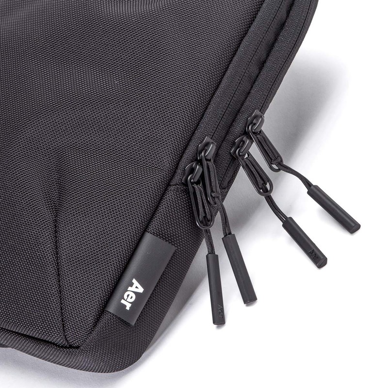 Air Travel Collection Tech Folio 16 PC Case 21025 Black