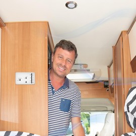 Rv Thermostat Heat/Cool, Non-Programmable Analog Thermostat for Camper, Precise Temperature Control, Easy One-Button Operation, White, 3.93x2.51x0.86 Inches