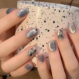 Press on Nails Short Square Fake Nails Full Cover False Nails with Nail Rhinestones Design, Glossy Acrylic Artificial Stick on Nails Natural Nails Glue on Nails for Women Nail Art Decoration