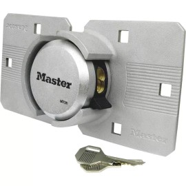Master Lock Magnum Puck Lock & Hasp