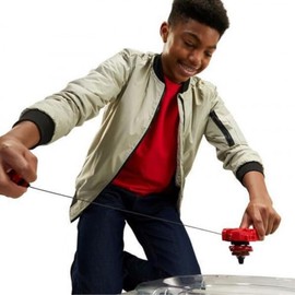 Hasbro Beyblade X Soar Phoenix 9-60GF Deluxe Schnur-Starter Set, mit 1 Starter und 1 Kreisel, mit X-Celerator und mit 2 Klicks zusammenzubauen