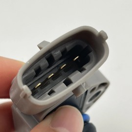 Bosch Genuine OE BOSCH Fuel Rail Pressure Sensor for Volvo S60 S80 V70 XC70 XC90 P0193