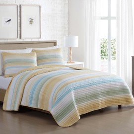 Beatrice Home Fashions Coralinn Striped 3-Piece Quilt Set, Lightweight, All-Seasons, King, Yellow Sage