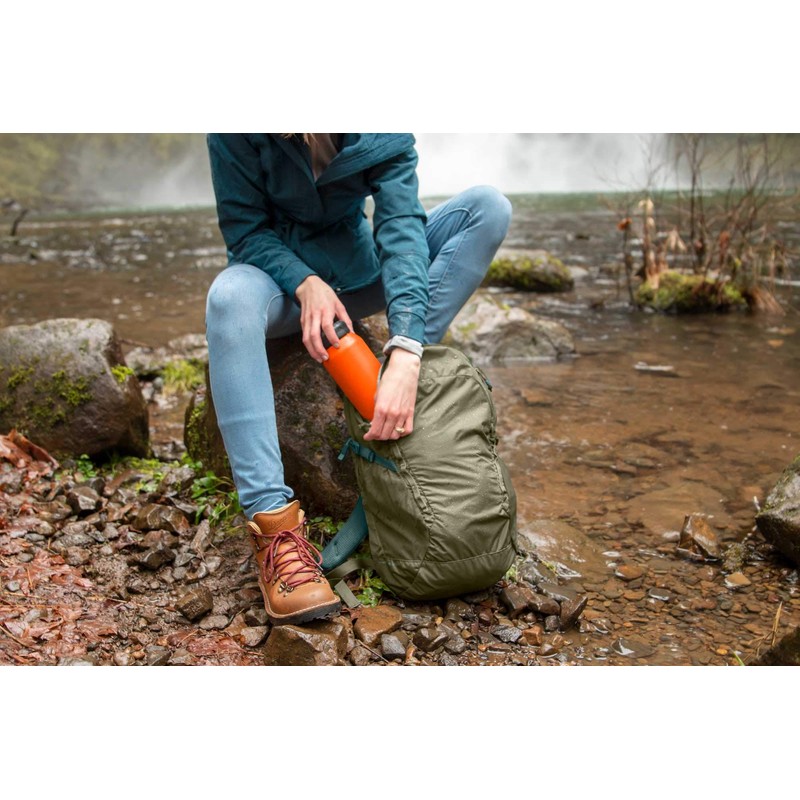 CamelBak eddy+ Vacuum Stainless Insulated Water Bottle, 32 oz, White