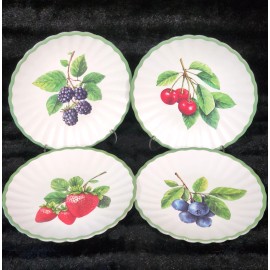 Rachel Ashwell 4 Cherry Blueberry Blackberry Strawberry Melamine 8" Salad Plates Scallop Fruit