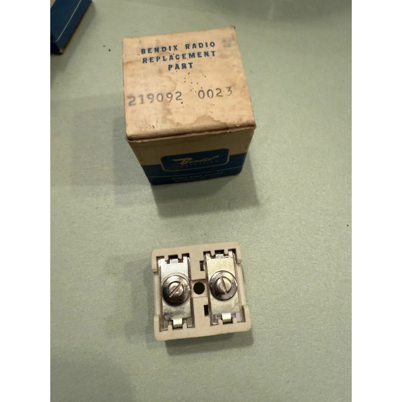 Bendix Vintage NOS Bendix Radio Replacement Part 219092-0023