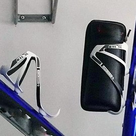 Carbon Water Bottle Cage RXL SL Bicycle Bottle Cage Carbon Fiber Bottle Holder Cup Bottle Cages Carbon Fiber Bike Water Bottle Cage White UD Matte for Cycling Bottle Cages