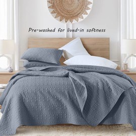 HORIMOTE HOME Quilt Set Queen Size Denim Blue, Classic Geometric Spots Stitched Pattern, Pre-Washed Microfiber Coverlet Ultra Soft Lightweight Quilted Bedspread for All Season, 3 Pieces