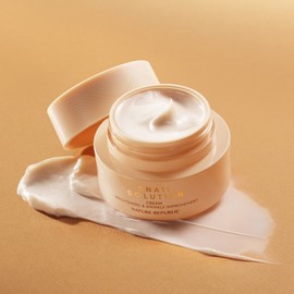 Nature Republic Snail Elasticity Nutrition Moisturizing Nature Republic Snail Solution Cream 52ml (Whitening/Wrinkle Improvement Cream) / 달팽이 탄력 영양 보습 네이처리퍼블릭 스네일 솔루션 크림 52ml (미백·주름개선 크림)