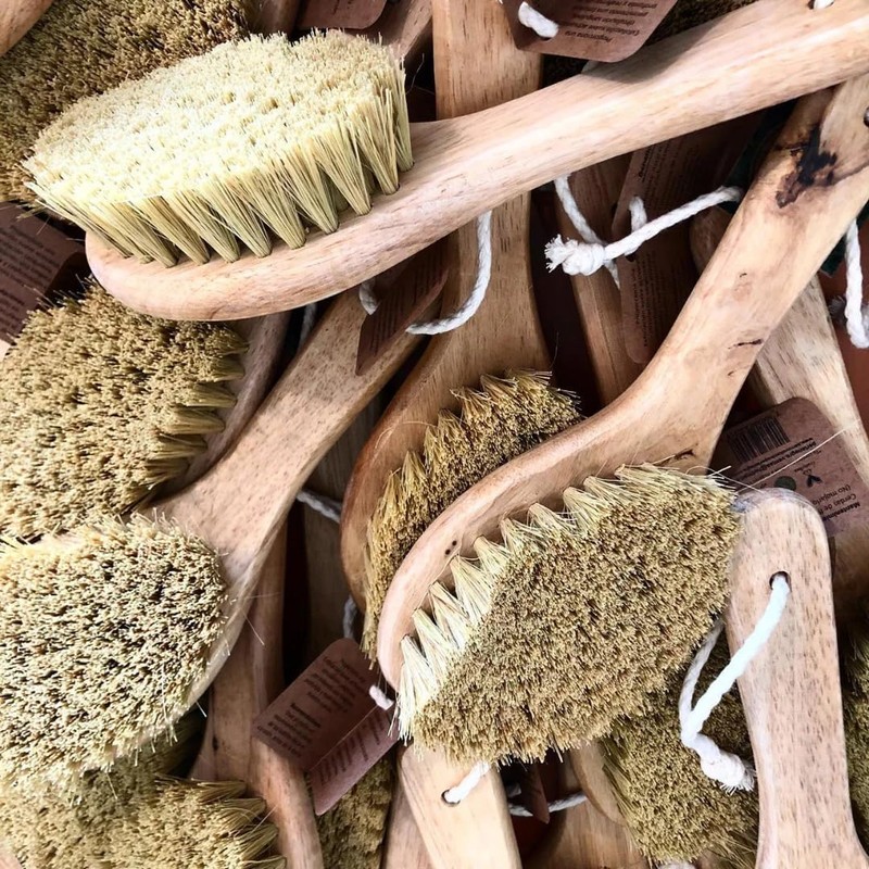 Cepillo corporal de ixtle PERLA NEGRA para exfoliación y masajes