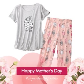 Inadays Womens Cotton Pajama Sets Short Sleeve Top With Capri Pants 2 piece sets for Women Summer Pajamas Lounge Set Sheep,XL