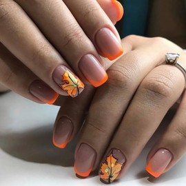 EYZOTSF Thanksgiving Press on Short Square Nails Acrylic Fall False Nails with Maple Leaf Designs Artificial Autumn Leaves Square Fake Nails Holiday Glue Stick ons Fingernails for Women(JB912)