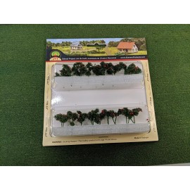 Bachmann #32510 JTT Scenery FRUITING BUSH - 3/4" TALL (18 PER PACK), HO SCALE