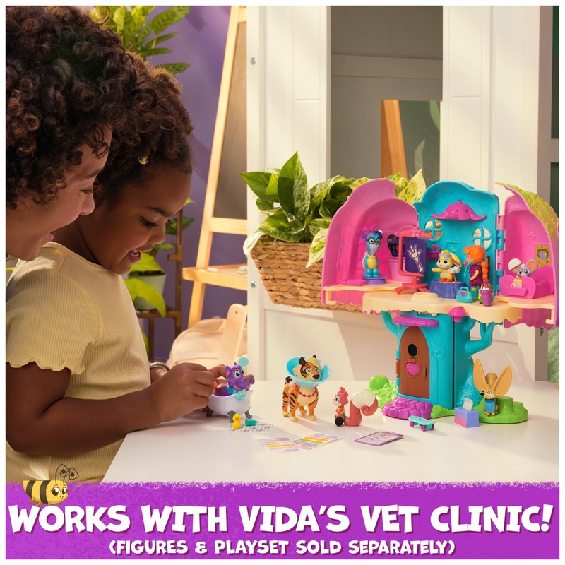 Vida the Vet, Chilly Check Up Pack with Vida &