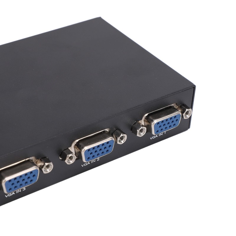 4 in 1 Out 15 Pin Female 1920 X 1440