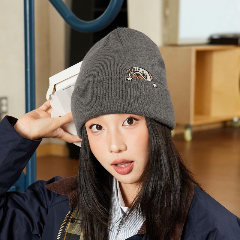 Weuiean GOZZ-95 Dog Embroidered Knit Hat, Ribbed Knit Cap, Men's,