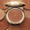 Bronceador mate acabado sedoso Silky Matte, Sun Tan, Milani