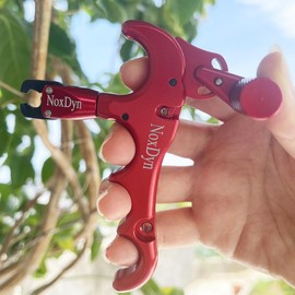 NoxDyn 4-finger Thumb Release 360° Rotatable Bow Release for Compound Bow (Red)