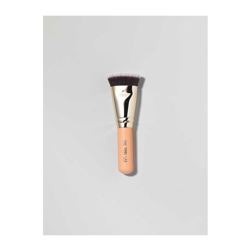 [Smooth adhesion] The Tool Lab 101 Multitasker Foundation Brush /